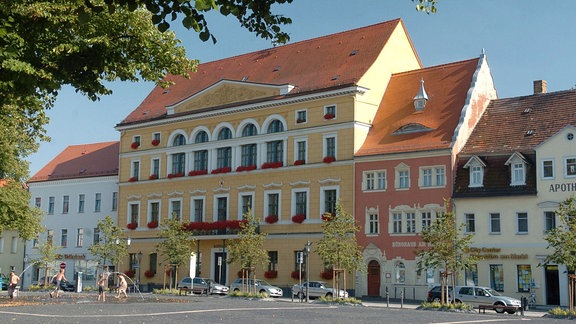Rathaus auf dem Marktplatz in Delitzsch