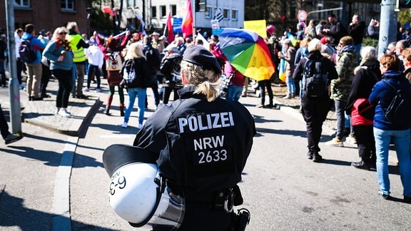 Demonstration gegen Corona Auflagen in Stuttgart 03.04.2021