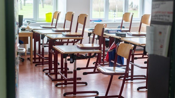 Ein leeres Klassenzimmer