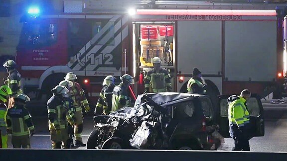 Falschfahrer stirbt bei Unfall auf der A2