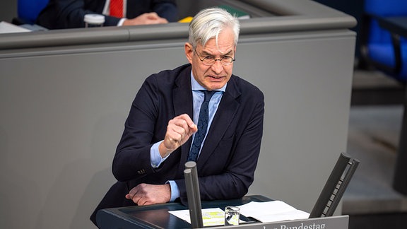Mathias Middelberg (CDU), spricht in der Debatte zum Auftakt der Haushaltswoche.