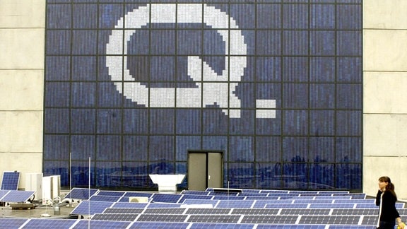 Gebäude des Solarzellen-Herstellers Q-Cells in Thalheim 