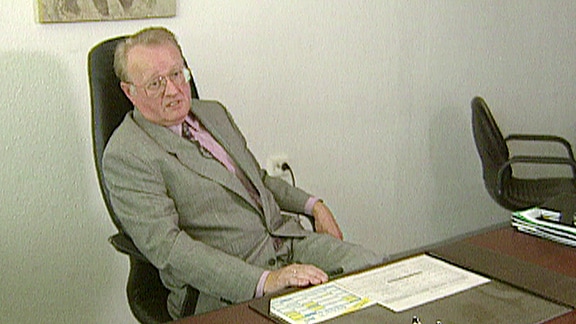 Edmund Harrer, ehemaliger Finanzchef der Treuhand-Niederlassung Halle in einem Interview mit der "Umschau" im Mai 1993