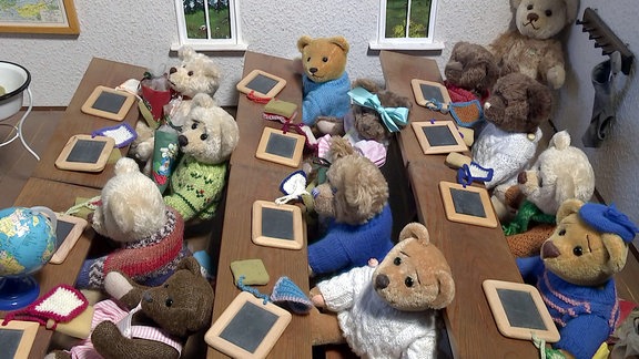 Schulklasse aus Teddybären 