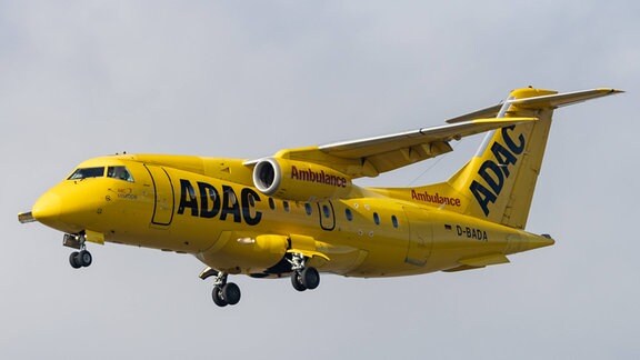 Die Dornier 328-310 JET (J328) der Fluglinie ADAC Luftrettung 