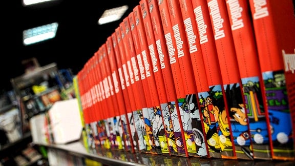 Comic-Bücher von Dragonball in einem Comic-Laden