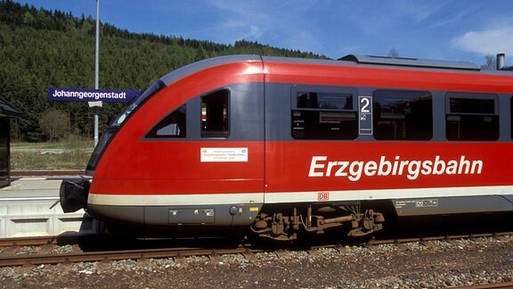 Erzgebirgsbahn am Bahnhof Johanngeorgenstadt