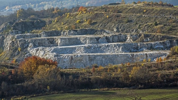 Gipstagebau bei Pößneck im Herbst