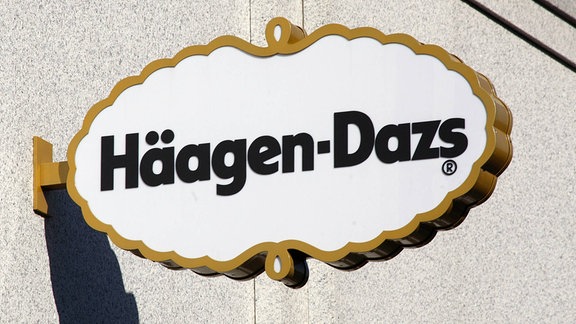 Häagen-Dazs Logo an einem Geschäft.