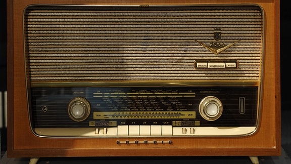 Röhrenradio Grundig 2066 der 50er Jahre