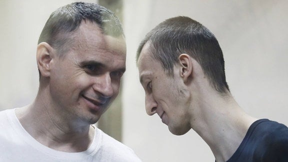 Oleg Sentsov (L) und Alexander Kolchenko