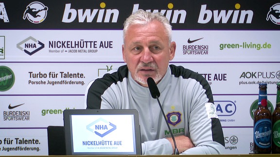Pavel Dotchev, Trainer FC Erzgebirge Aue.