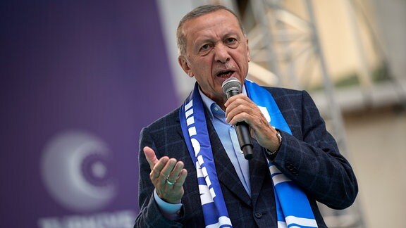 Recep Tayyip Erdogan, Präsident der Türkei und Präsidentschaftskandidat der Volksallianz, spricht auf einer Wahlkampfveranstaltung.