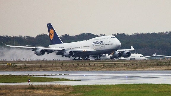 Eine Lufthansa Maschine