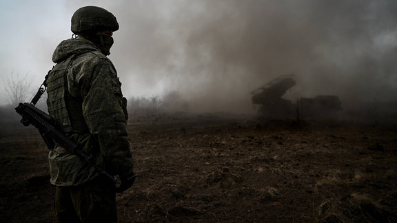 Soldat während Militäroperation in Donezk