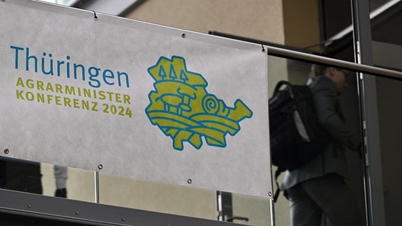 Banner mit der Aufschrift "Thüringen Agrarministerkonferenz 2024"