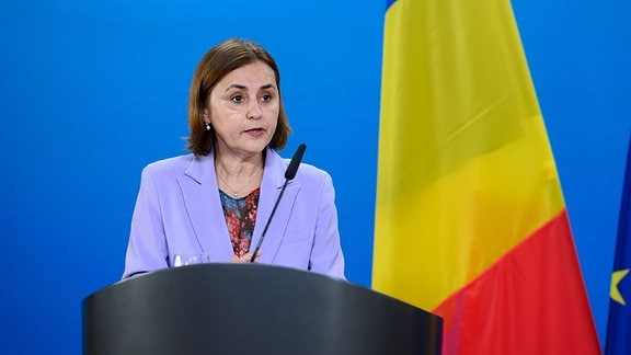 Luminita Odobescu, Außenministerin von Rumänien, äußert sich bei einer Pressekonferenz mit Außenministerin Baerbock nach ihrem Gespräch im Auswärtiges Amt.