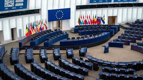 Frankreich: Plenarsaal des Europaeischen Parlaments in Strassburg.