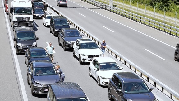 Ferienstau, 11 Kilometer Stau vor dem Gotthard-Tunnel