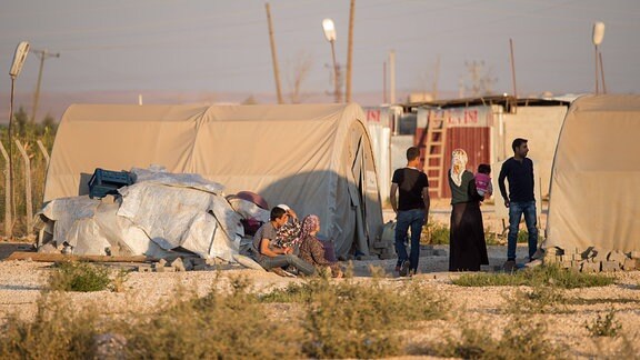 Flüchtlingscamp Arin Mirxan im türkischen Grenzgebiet zu Syrien, 2015