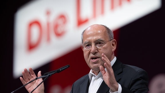 Gregor Gysi (Die Linke) spricht auf dem Bundesparteitag der Partei Die Linke.