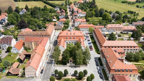 Die Kirche der Brüdergemeine Herrnhut (Luftaufnahme mit einer Drohne).