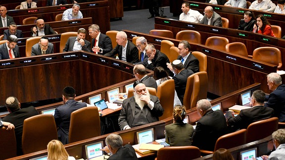 Israels Parlament Knesset während Abstimmung über Justizreform