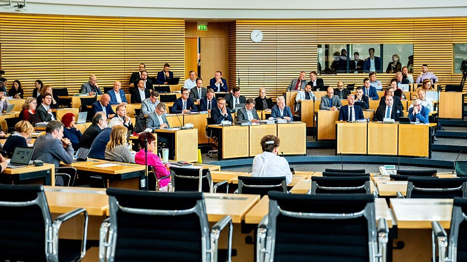 Thüringen: Neuer Landtag Wird Am 1. September 2024 Gewählt | MDR.DE