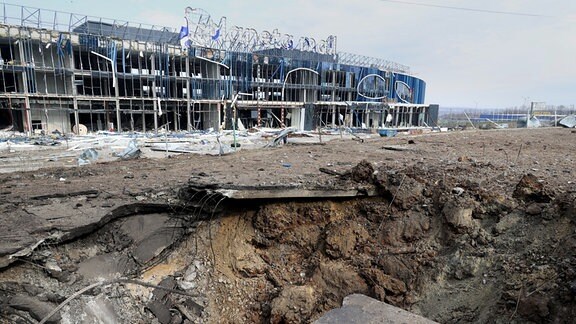 April 2024: Ein durch einen russischen Angriff zerstörtes Einlaufszentrum in Charkiw