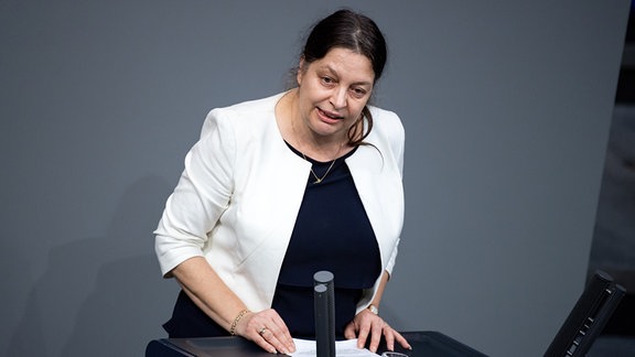 Birgit Malsack-Winkemann spricht im Deutschen Bundestag. 