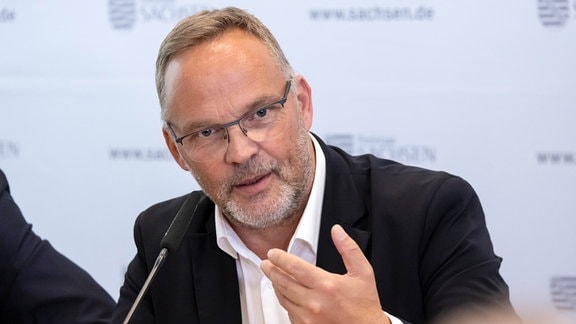 Dirk Neubauer ist von seinem Amt als Landrat des Kreises Mittelsachsen zurückgetreten (Archivbild).