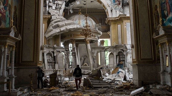 Eine zerstörte Kirche
