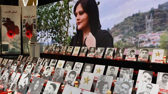 Fotos von Opfern des Islamischen Regimes im Iran