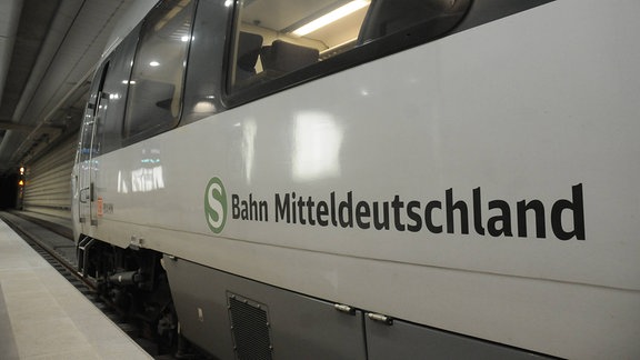 Regionalbahn Regionalzug der Abellio vom Typ Alstom Coradia LINT bei Wernigerode