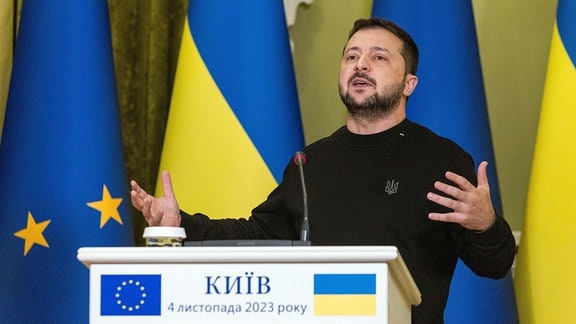 Der ukrainische Präsident Wolodymyr Selenskyj will sich mitten im Krieg nicht auch noch einer Wahl stellen.