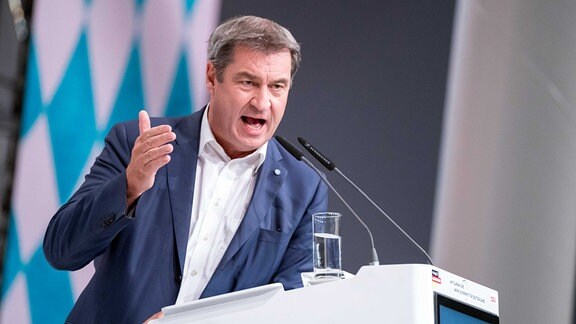 Markus Söder, Parteivorsitzender CSU und Ministerpräsident Bayern, besucht den Bundesparteitag der CDU und hält eine Gastrede 35. Bundesparteitag der CDU Deutschlands in Hannover 