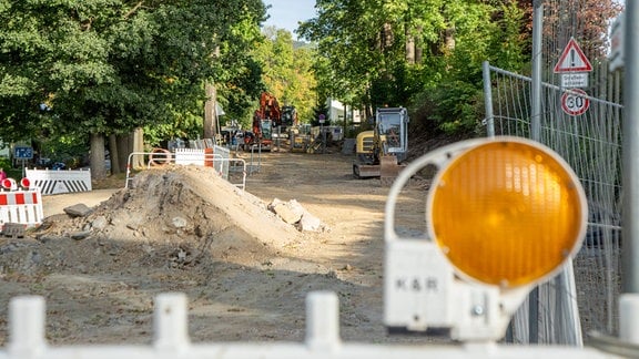 Großbaustelle auf der Annaberger Straße in der Stadt Zwönitz