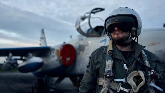 Ukrainischer Pilot mit Kampfjet