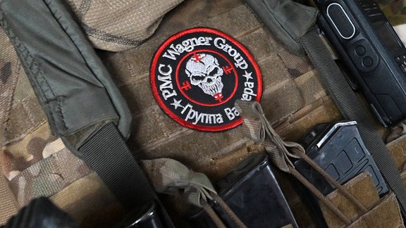 Aufnäher der Wagner-Gruppe auf einer Uniform
