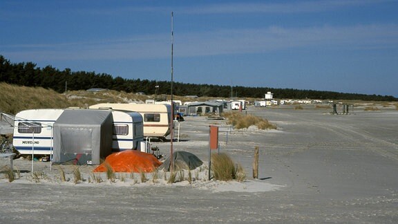 Campingurlaub mit dem Wohnwagen am Strand von Prerow (Ostsee, Mecklenburg-Vorpommern)