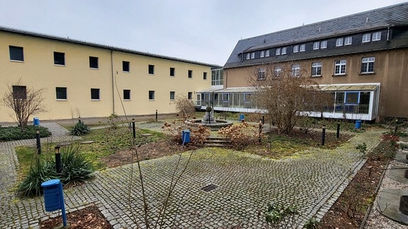 Innenhof des Versorgungszentrums in Schneeberg 