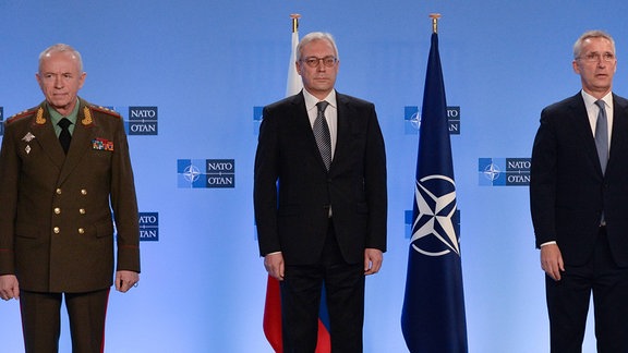 Fomin Gruschkow Stoltenberg beim Nato-Russland-Rat in Brüssel