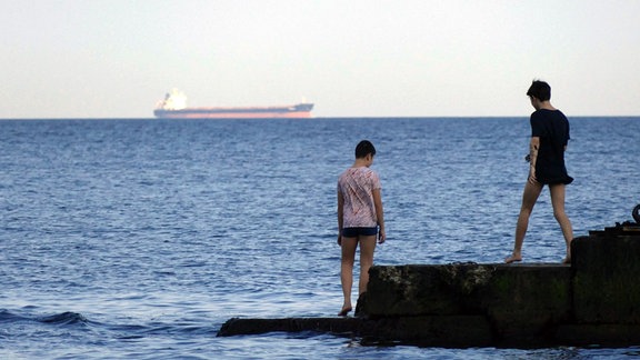 Der Schiffsverkehr für die Beladung der Häfen des Großraums Odessa innerhalb des von Russland blockierten «Getreidekorridors» ist wieder aufgenommen worden.