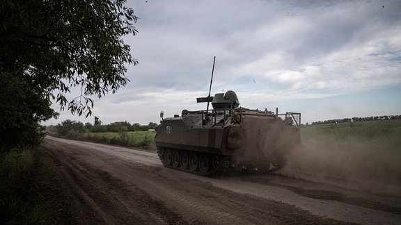 Gepanzertes Fahrzeug der Ukraine Ende Juli an der südlichen Flanke von Bachmut