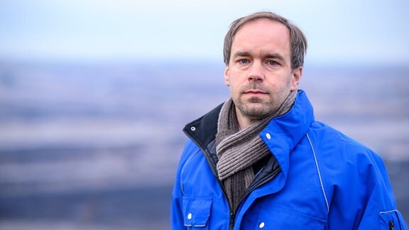 Bastian Zimmer, dem Planungschef der Mibrag