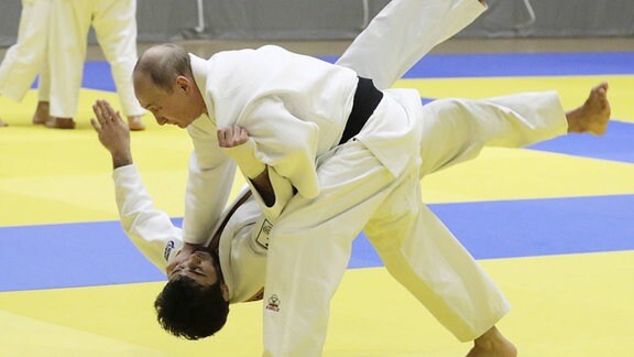 Putin bei einem Judo-Kampf in einem Trainingszentrum in Sochi 2019