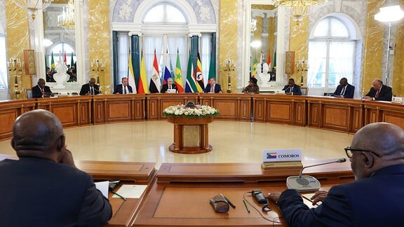 Wladimir Putin empfängt Delegation aus Afrika