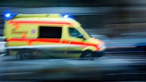 Ein Krankenwagen 2014 im Einsatz