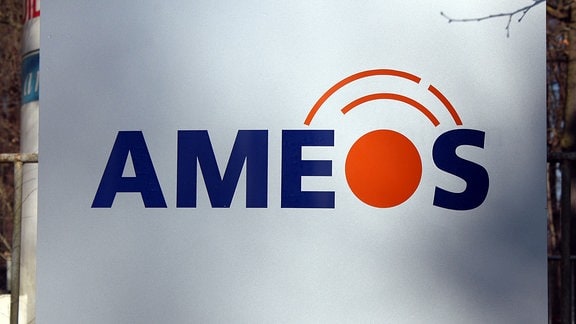 Das Logo der Ameos-Klinik