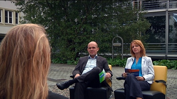 Kerstin Palzer und Stephan Schulz im Gespräch mit Katrin Budde (SPD)